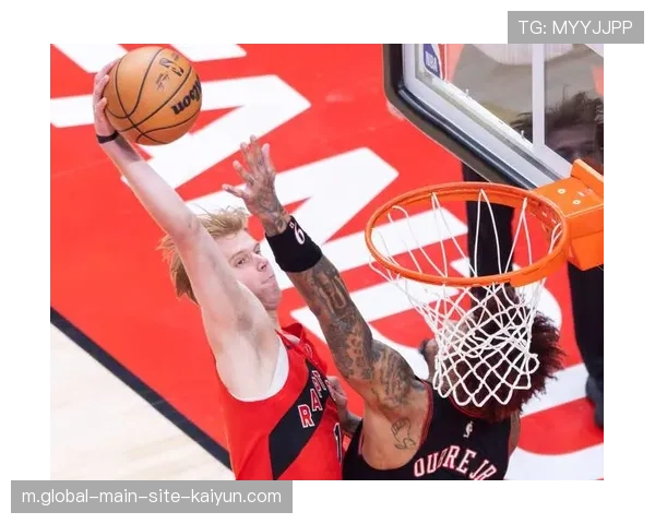 埃奇库姆进攻端选择合理性 76人因他而进攻效率提升 埃奇库姆进攻端选择合理性 76人因他而进攻效率提升